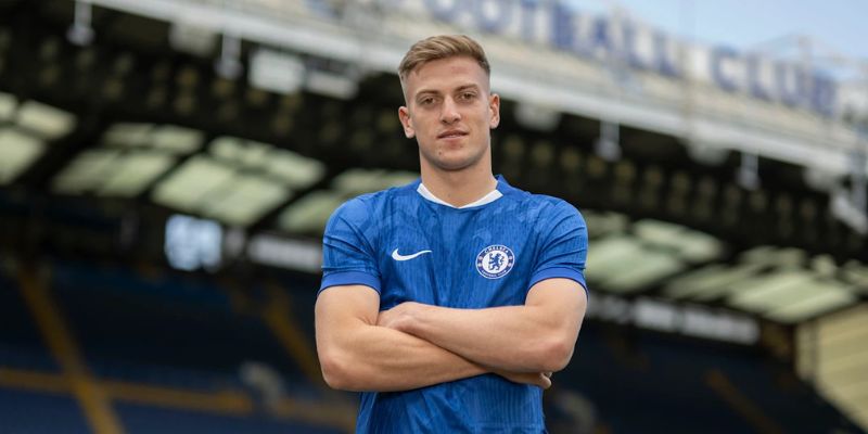 Phong cách vs thành tích nổi trội của Liam Delap